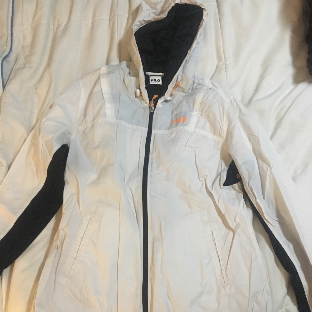File windbreaker